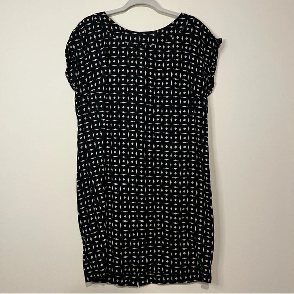 J. JILL 100% Linen Boho Geometric Print Spring Summer Light Shift Dress - Picture 2 of 9